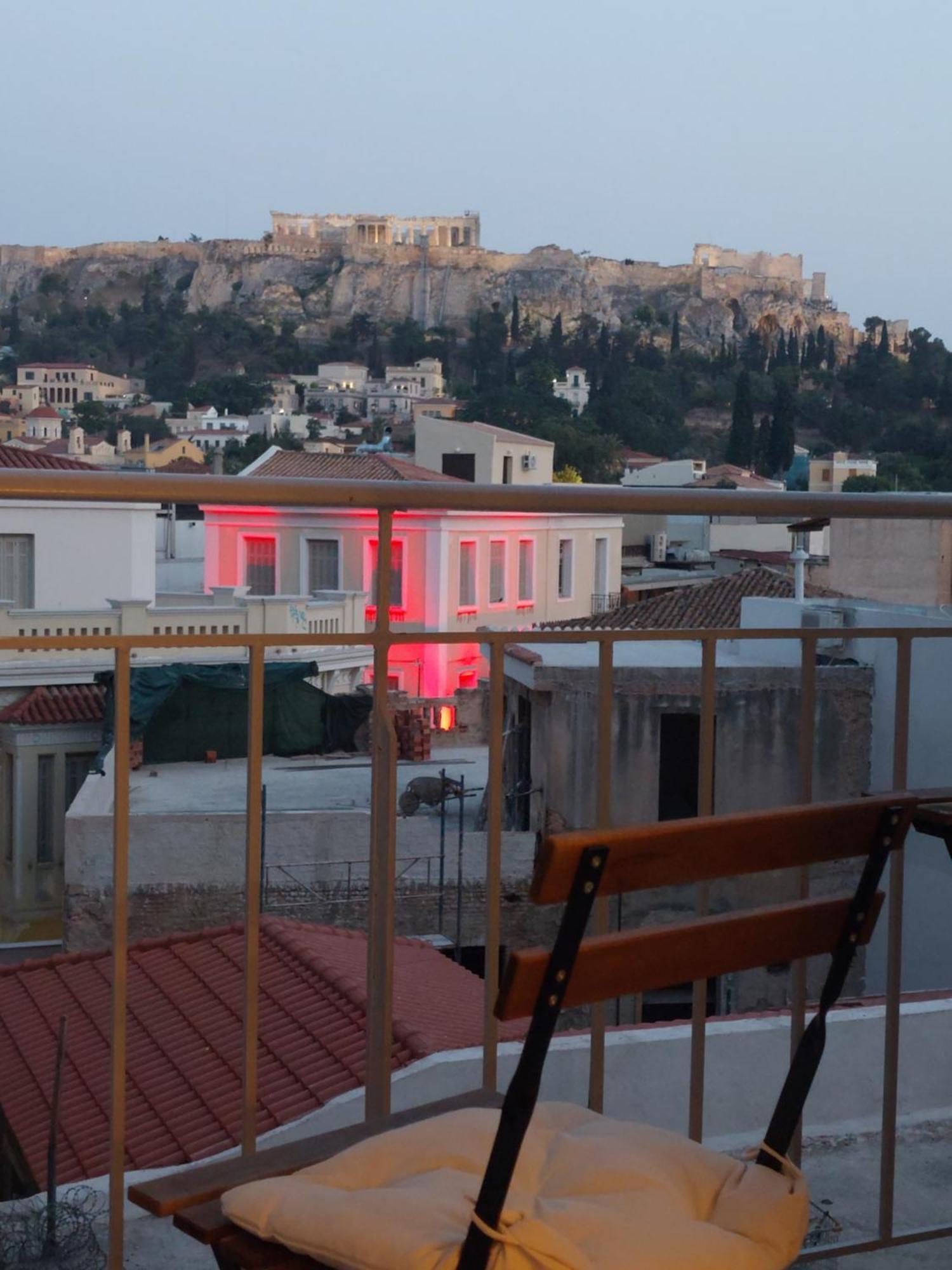 Luxury Apartment Overlooking The Citadel Of Tsakas Atenas Exterior foto